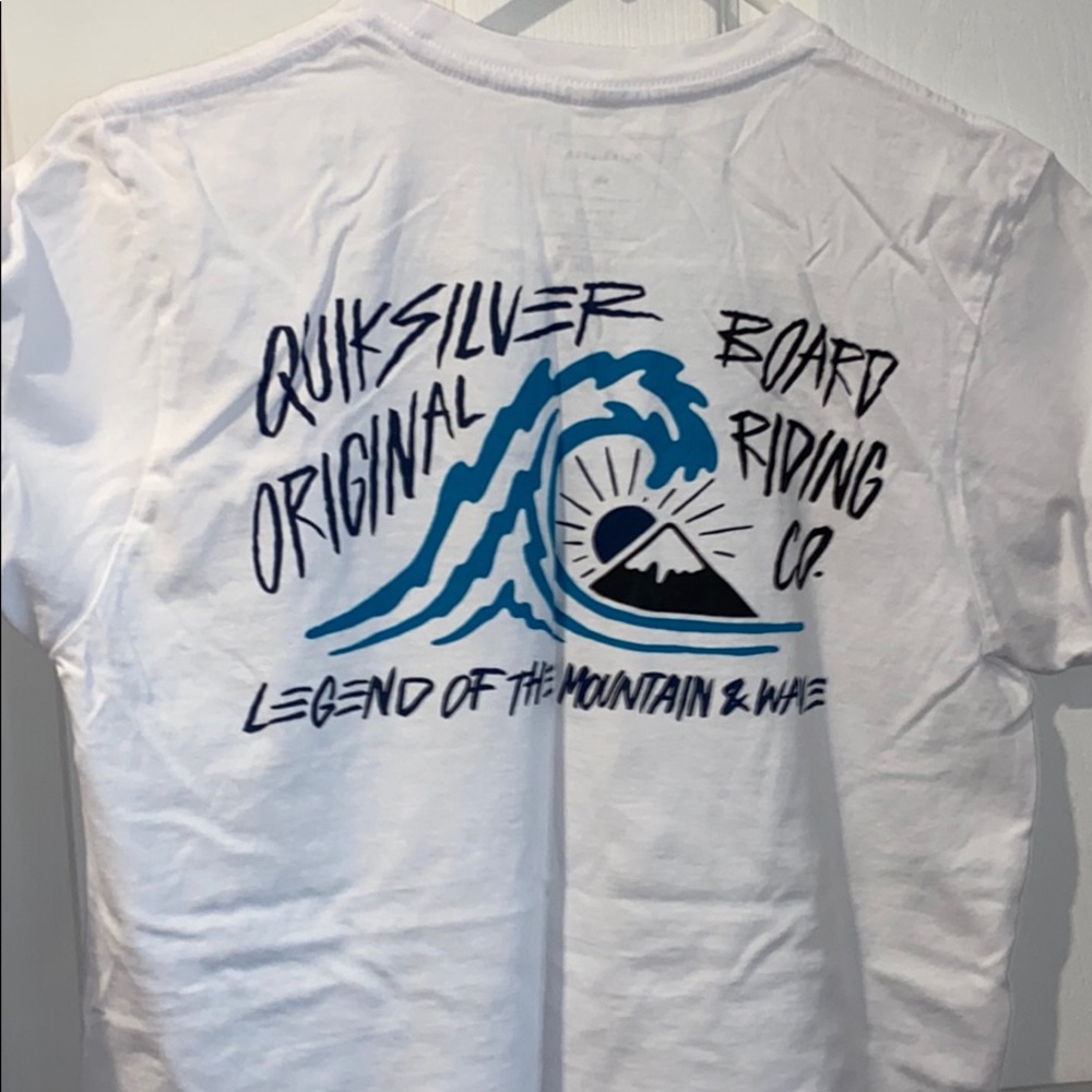 Men’s Quiksilver T shirt